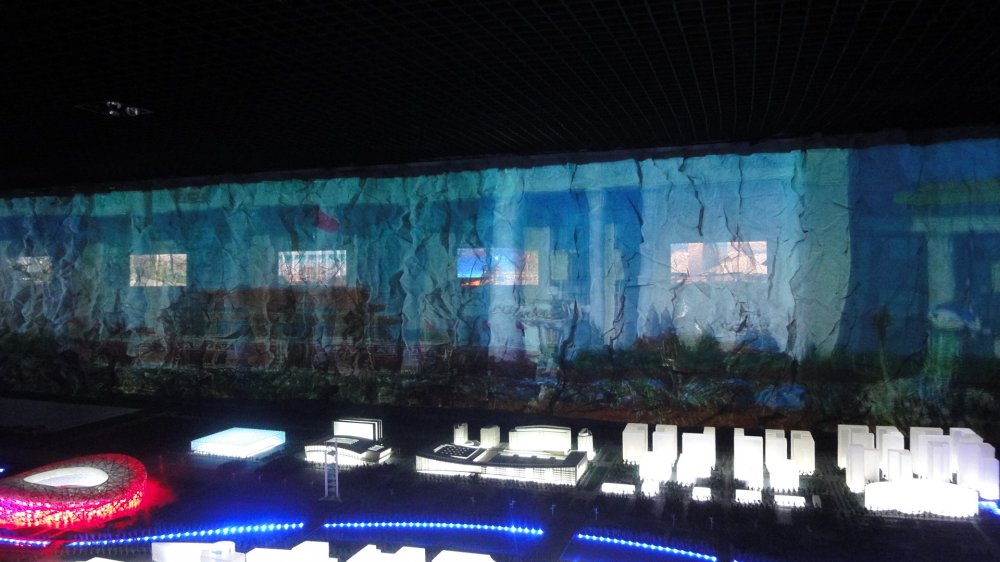 北京規劃館墻體投影4